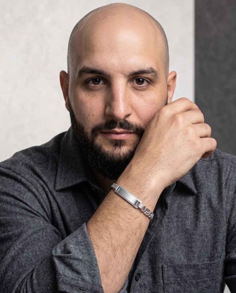 Model wearing Figaro ID Bracelet in silver