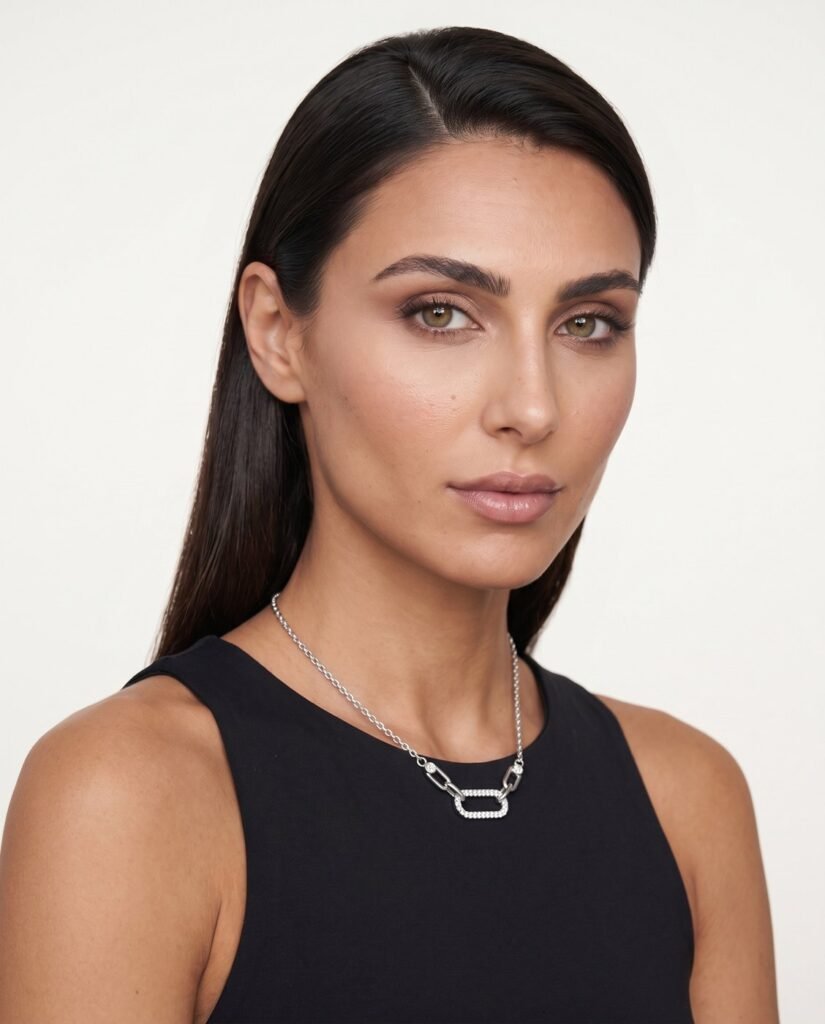 Model wearing Oval Link Necklace in silver